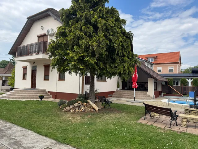 Kristóf Vendégház