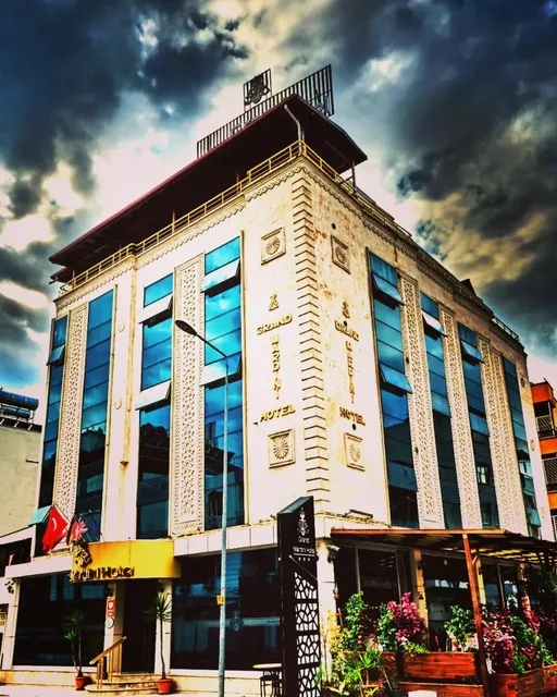Grand Mardini Hotel