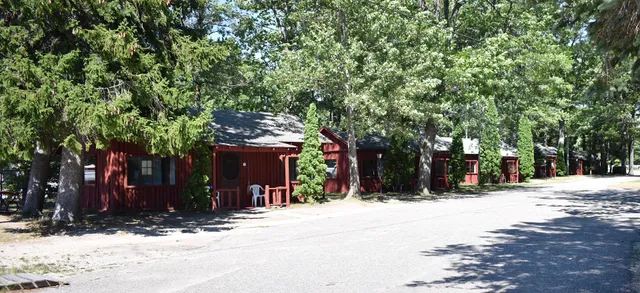 Pilgrim's Village Resort