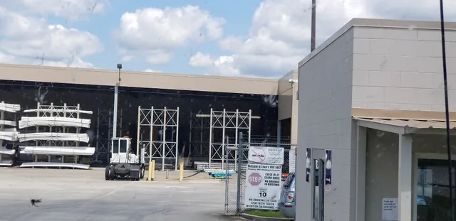 Lowe's Flatbed Distribution