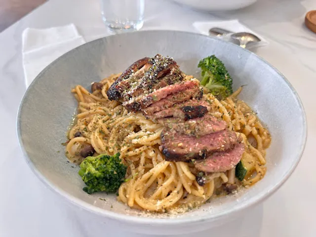 Mermaid 茉美｜目前無店寵｜可接待3-12歲兒童｜寵物友善｜寵物友善餐廳｜貓咪咖啡廳｜寵物餐廳｜義式主食｜披薩｜早午餐｜咖哩｜寵物鮮食｜下午茶