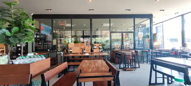 Puan Isan Restaurant