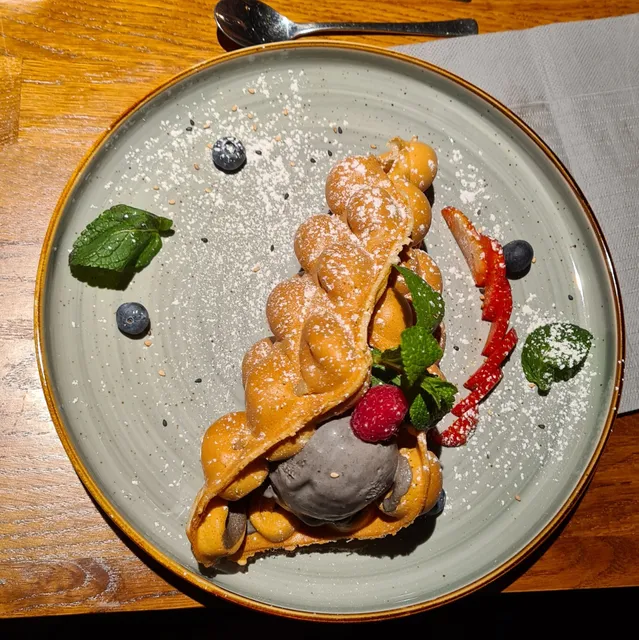 Then‘s Vietnamesisches Restaurant-Bar