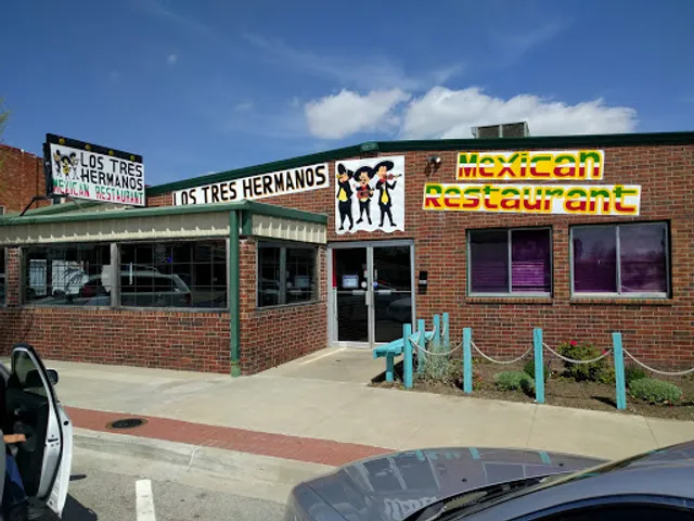 Los Tres Hermanos Mexican Restaurant