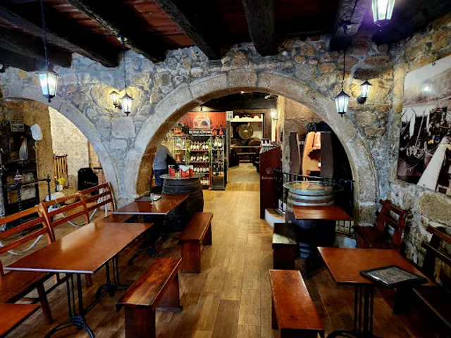 Arco e Meio - Portuguese Wine Shop