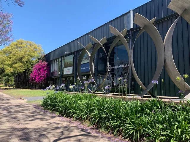 Friends of Fine Arts