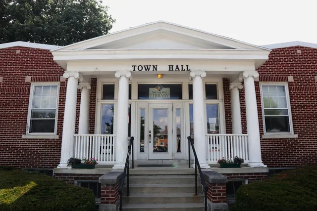West Alexandria Branch Library