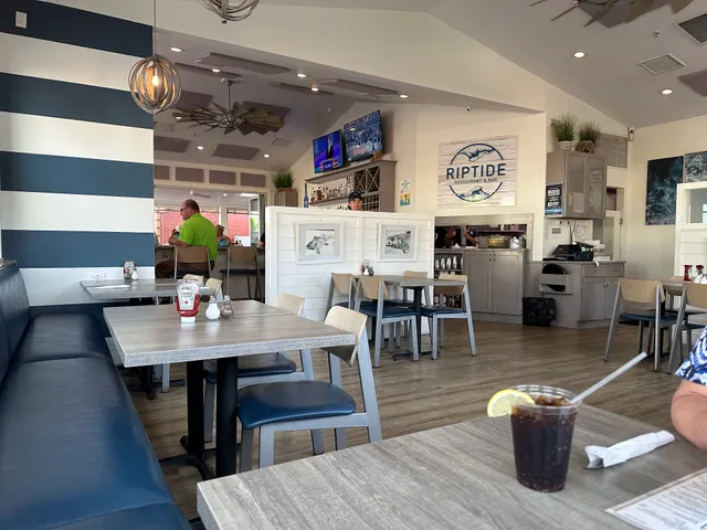 Bayshore Shopping Center