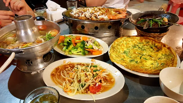 Khunthai Authentic Thai Restaurant @ Teluk Kumbar