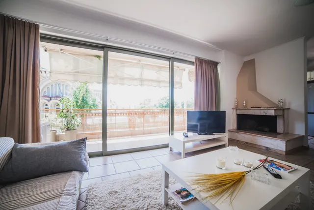 Nefeli City Apartments