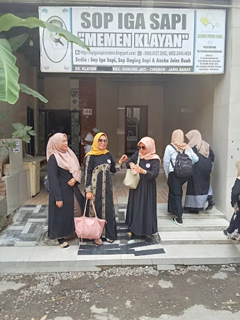 Warung Makan Sop Iga Sapi "Memen Klayan"(Sop Mba Sari)
