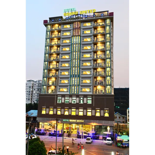 Hotel Grand United (Ahlone Branch)