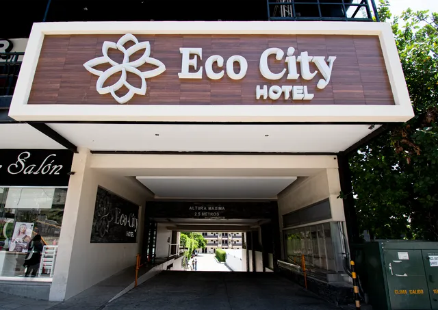 Hotel Eco City