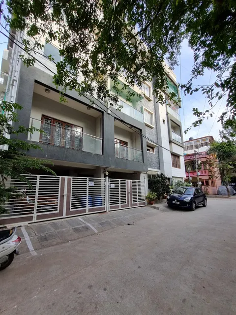 StayMazing Ferndale | 1 & 2 BHK Boutique AC Serviced Apartments