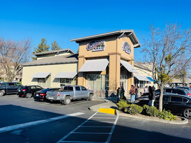 Huckleberry's Breakfast & Lunch