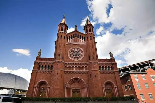 Epiphany Roman Catholic Church - Divine Mercy Parish