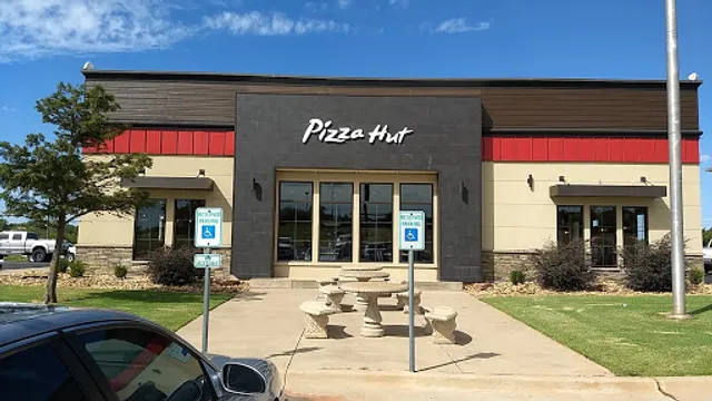 Pizza Hut