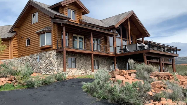 Summit Log Homes Restoration/Finishing