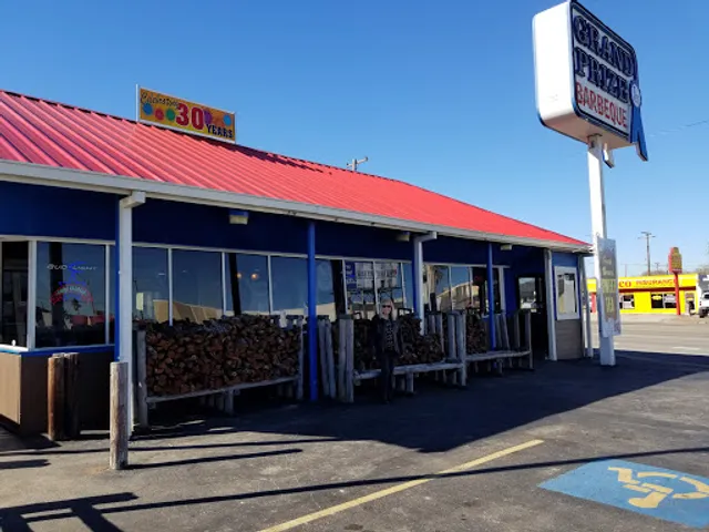 Grand Prize Barbeque - Pasadena