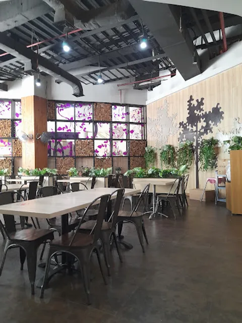 Solaria - Mall Balekota