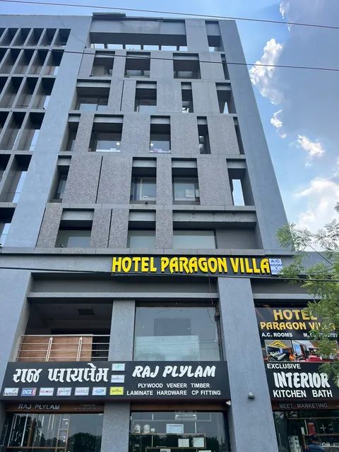 Hotel Paragon Villa
