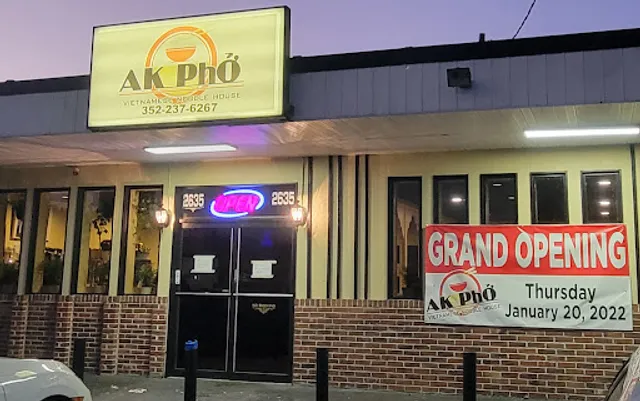 AK Pho & Boba Tea