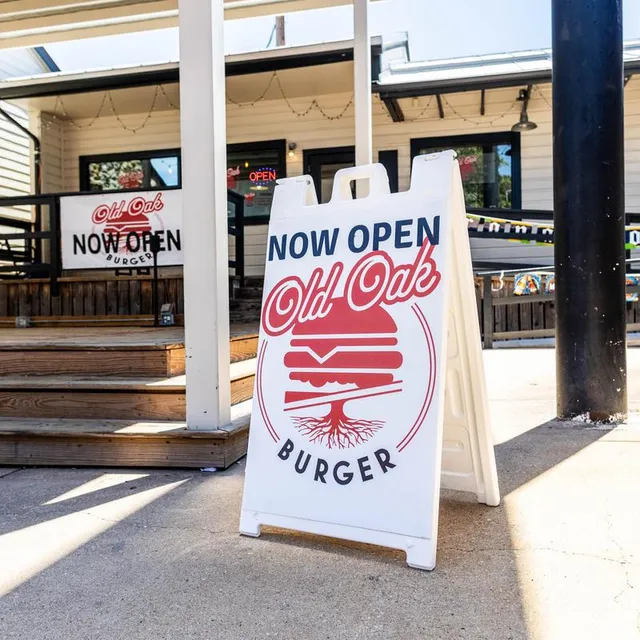Old Oak Burger
