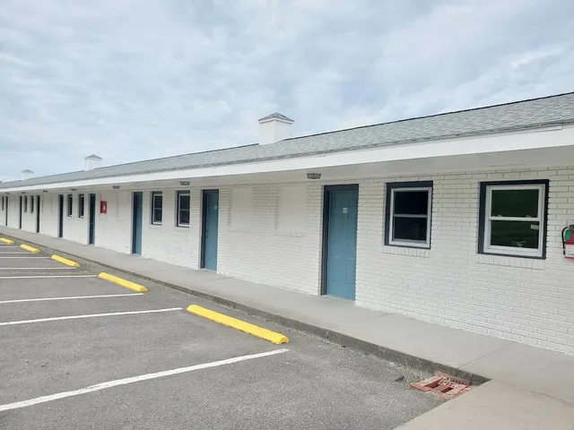 The Hotel Laurel at Seneca Lake