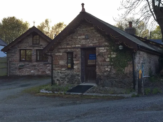 Tŷ Croes Farm & Vineyard Campsite
