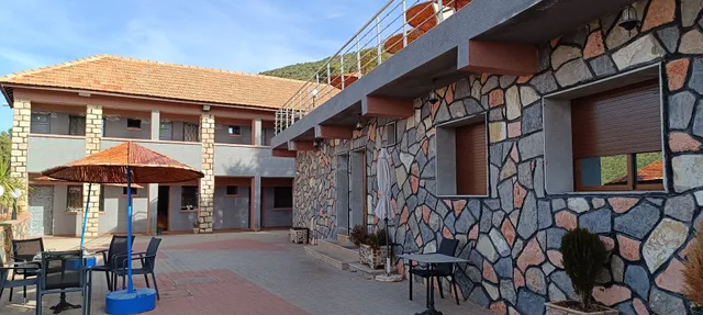 Hôtel-Café-Restaurant les truites