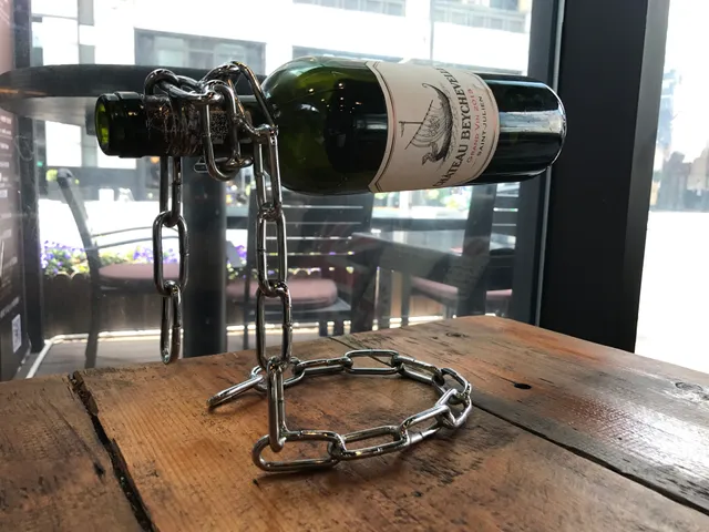 Pinjiuhui Grape Alcohol Theme Club