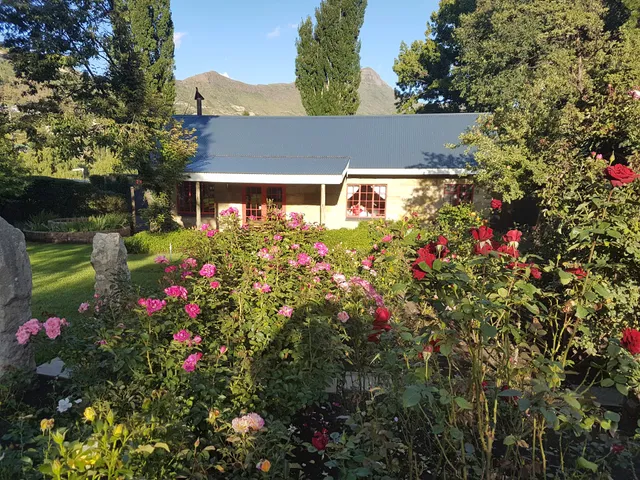 Bella Rosa Cottage & Lodge Clarens