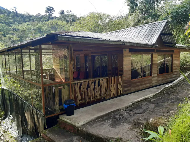 Cabañas "Cascada Hollín" & Spa