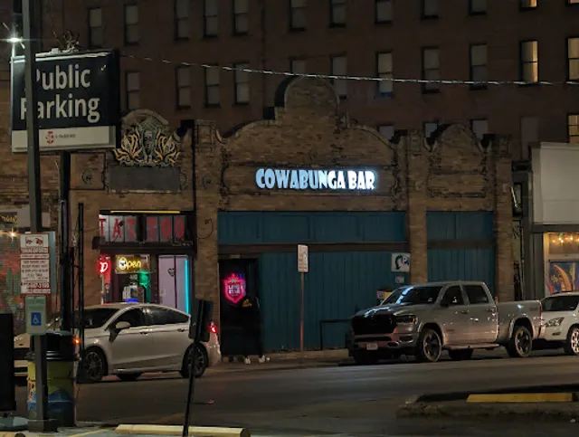 Cowabunga Bar