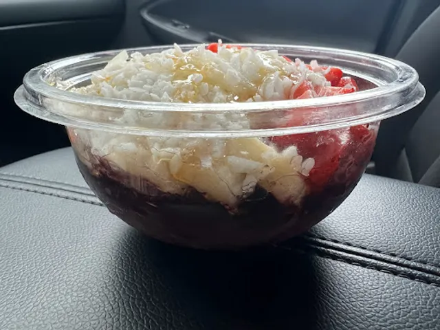 Manhattan Juice Bar & Cafe 2