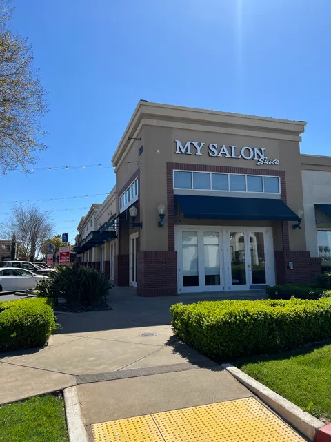 Golden Circle | Permanent Jewelry