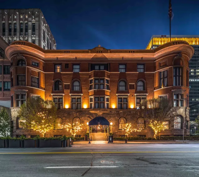 Hotel at The Detroit Club