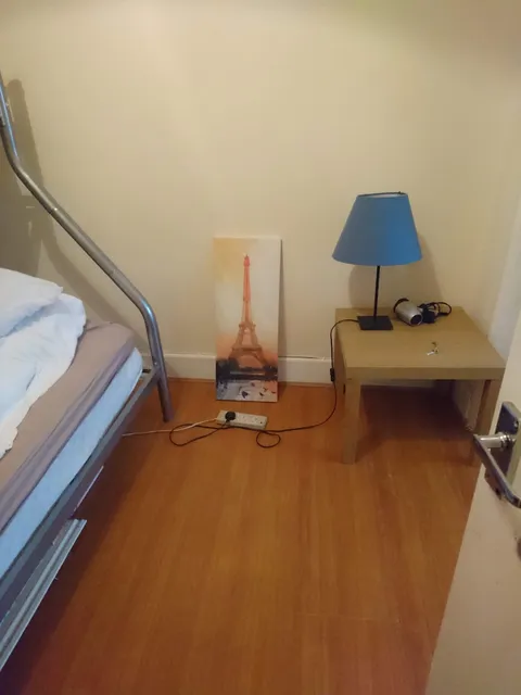 Five Hammersmith Road Rooms