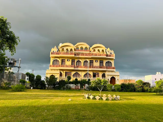 Haveli Dhandhupura, A Boutique Homestay