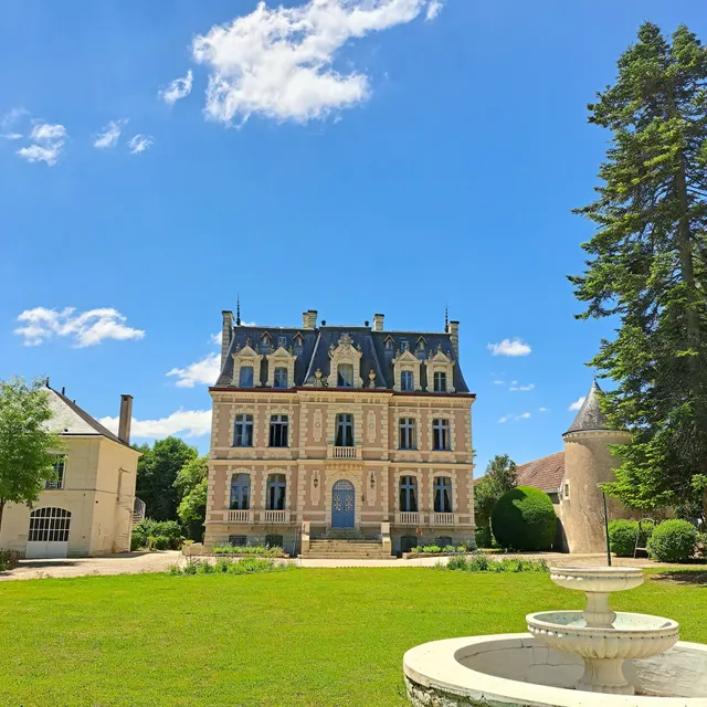 Château De La Rolandière