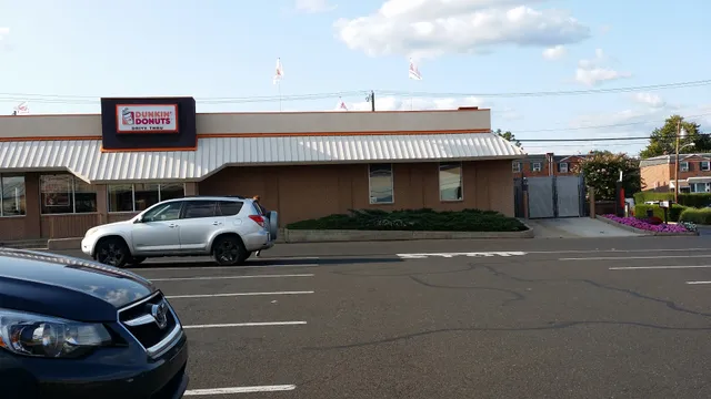 Parkwood Shopping Center