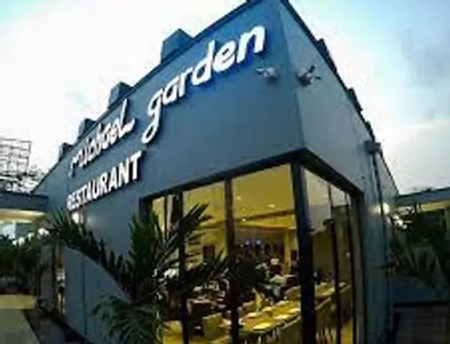 Michael Garden Restaurant
