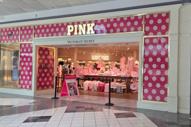 Victoria's Secret & PINK