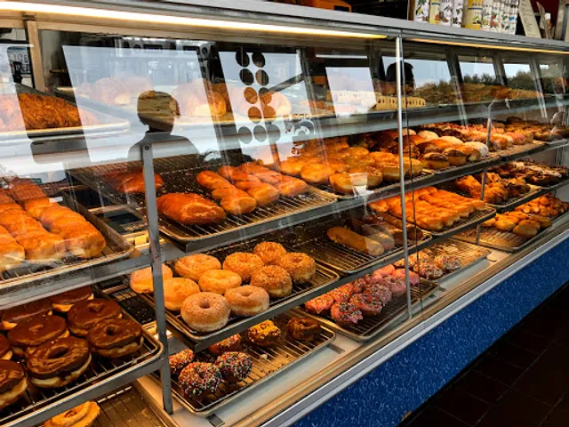 Surfin' Donuts Coffee House