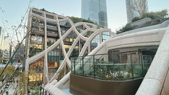 Azabudai Hills Garden Plaza B