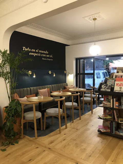 Clarice Café y Literatura