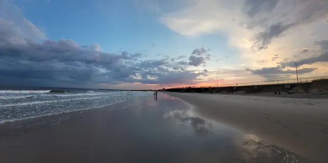 Beach 32nd Street Boardwalk Access