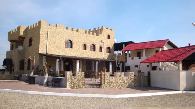 Pensiunea /Resturant Royal Castle Pascani