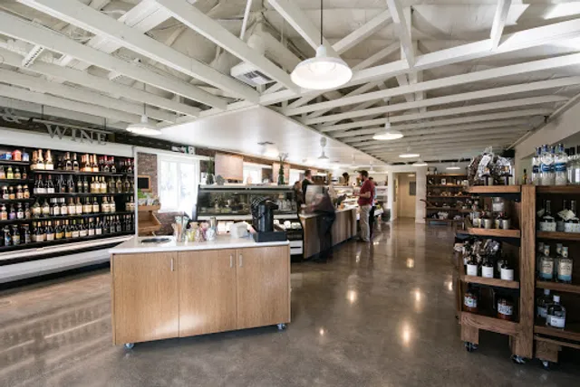 Silverado Market & Bakery