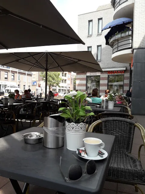 De Looier - Ontbijt - Lunch - Borrel